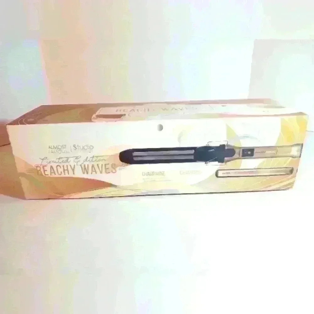 ALMOST FAMOUS Beach Wave Babe 2-Piece Set Curling Wand & Mini Iron New In Box